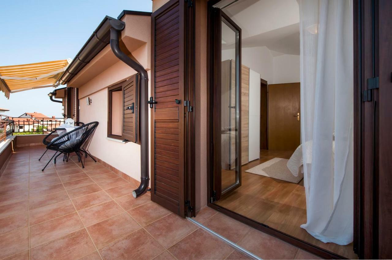 Apartment Len Rovinj Extérieur photo