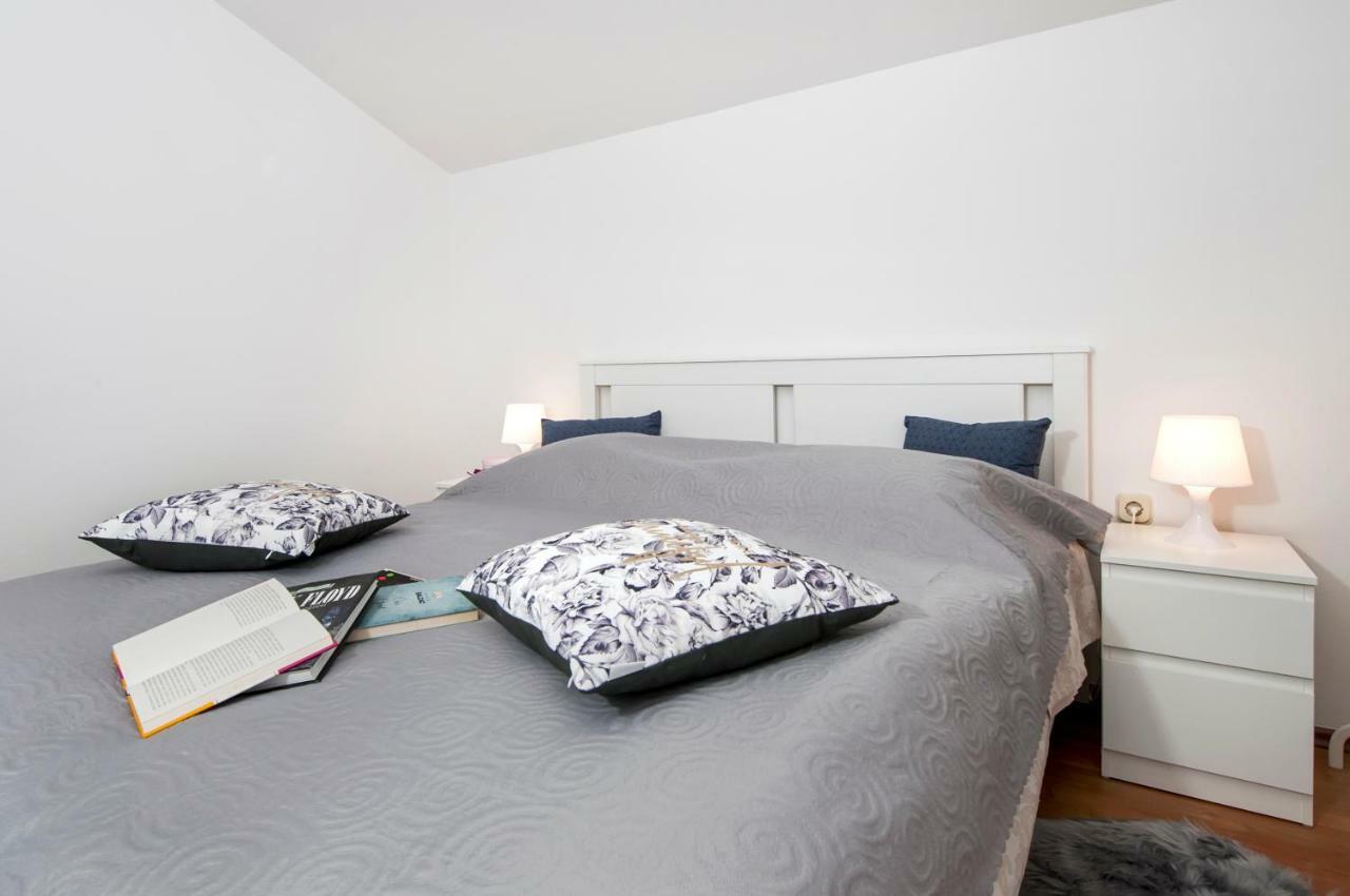 Apartment Len Rovinj Extérieur photo
